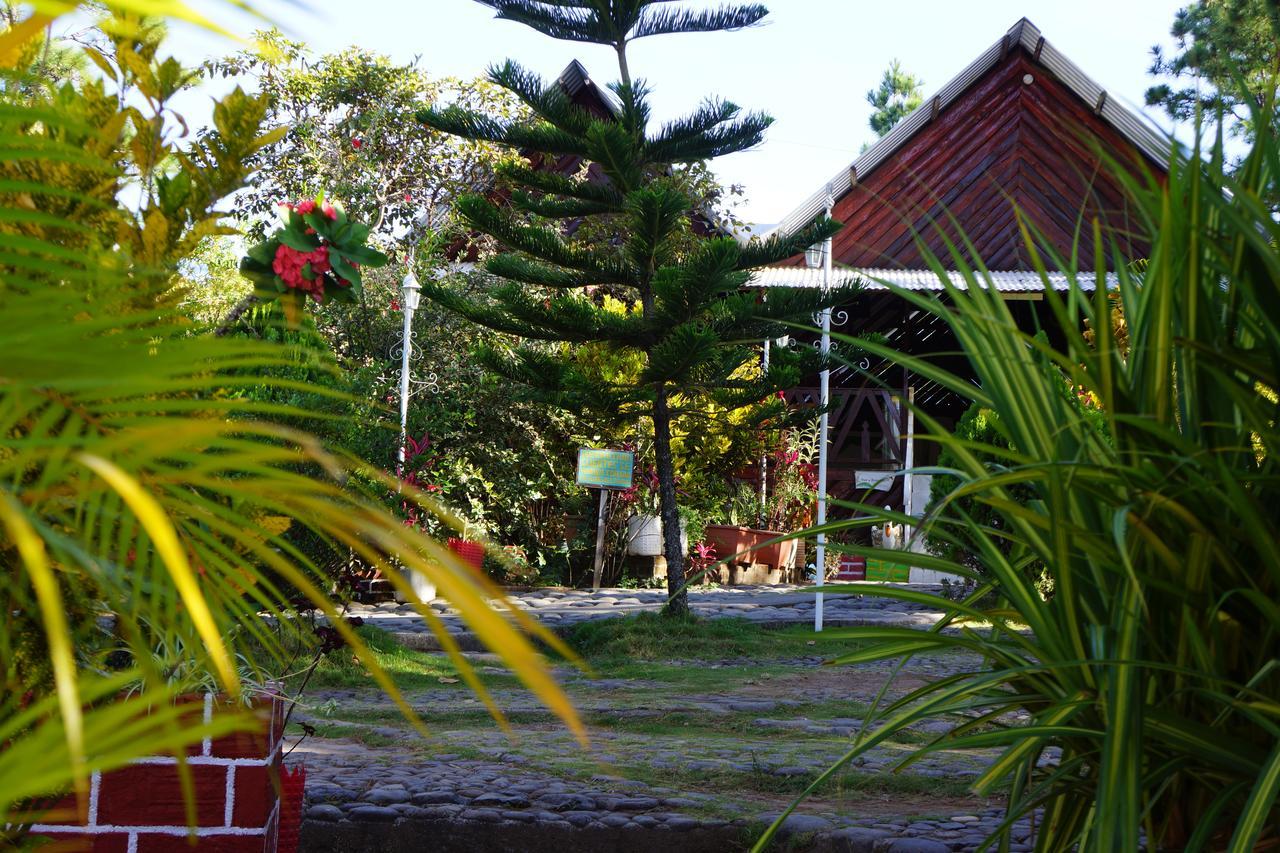 Hotel Y Restaurante Las Margaritas Perquín Exteriér fotografie
